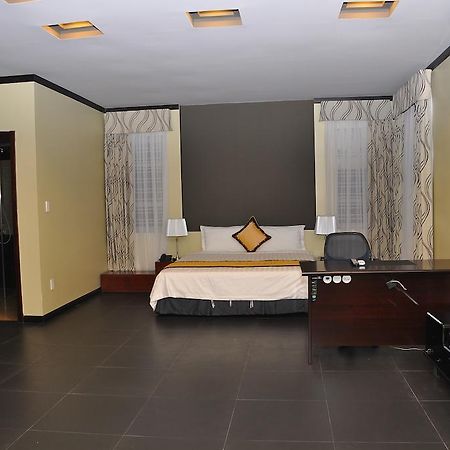 Monte Carlo Hotel Hai Phong Exterior photo