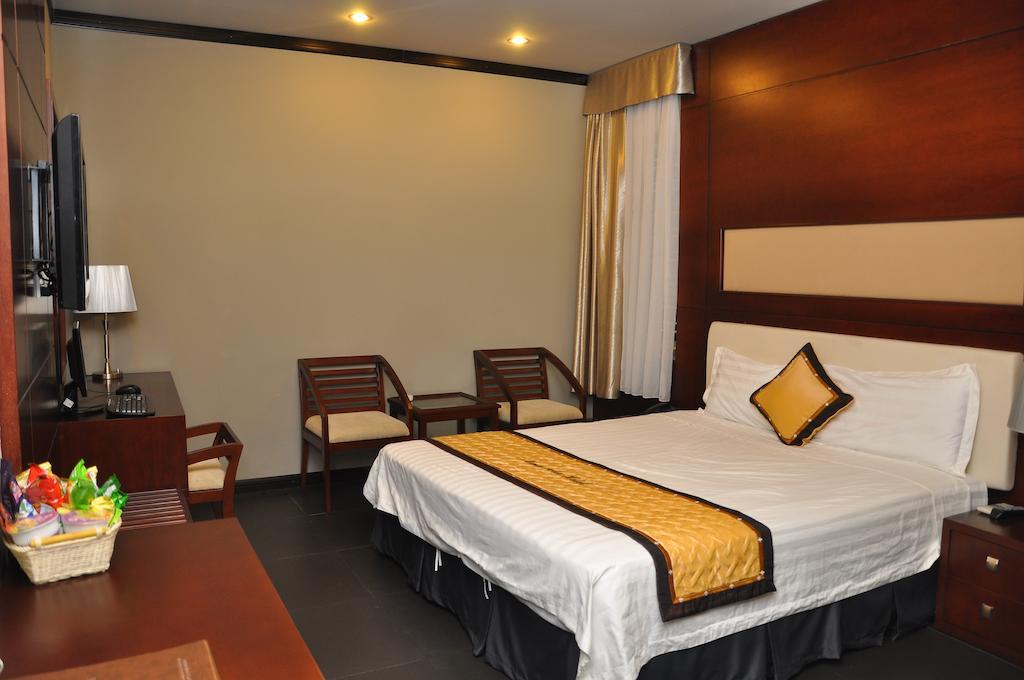 Monte Carlo Hotel Hai Phong Room photo